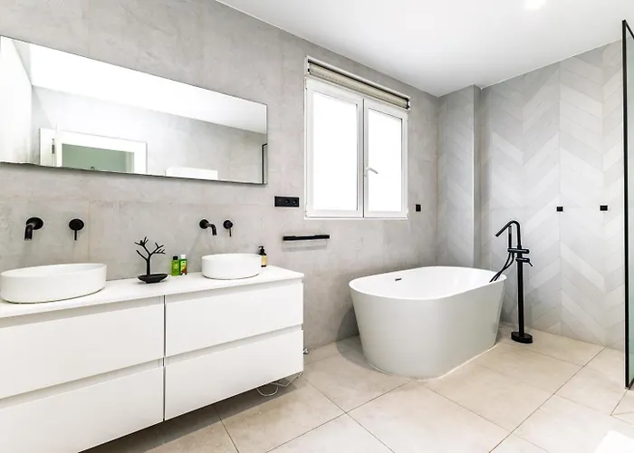 Casa Familiar 9 Pax, Smart Tv, Centro, Playa, Cafe, Ac * فالنسيا