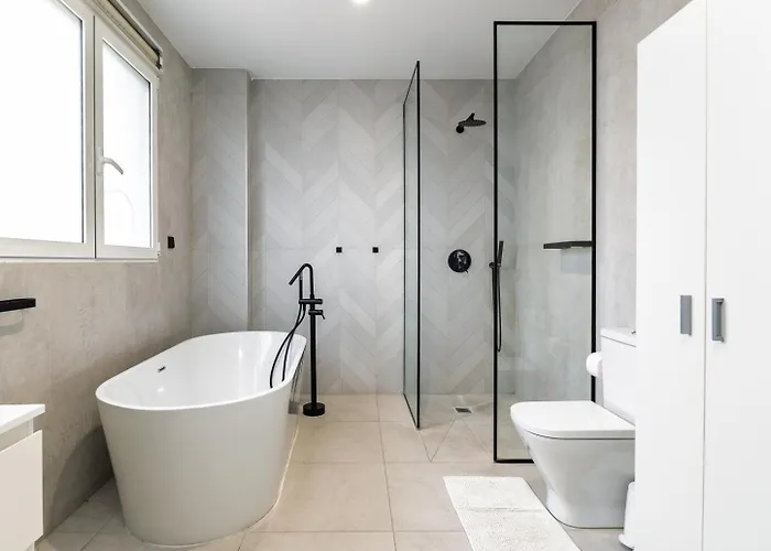 Casa Familiar 9 Pax, Smart Tv, Centro, Playa, Cafe, Ac