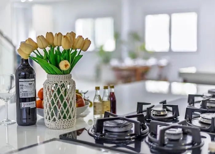 Casa Familiar 9 Pax, Smart Tv, Centro, Playa, Cafe, Ac بيت للعطل فالنسيا