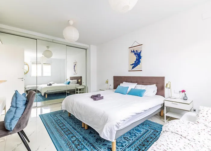 Casa Familiar 9 Pax, Smart Tv, Centro, Playa, Cafe, Ac بيت للعطل