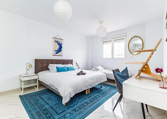 Casa Familiar 9 Pax, Smart Tv, Centro, Playa, Cafe, Ac 펜션 *