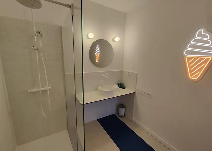 Carisan1 - 6 Min To Beach, Modern, Bright * Valencia