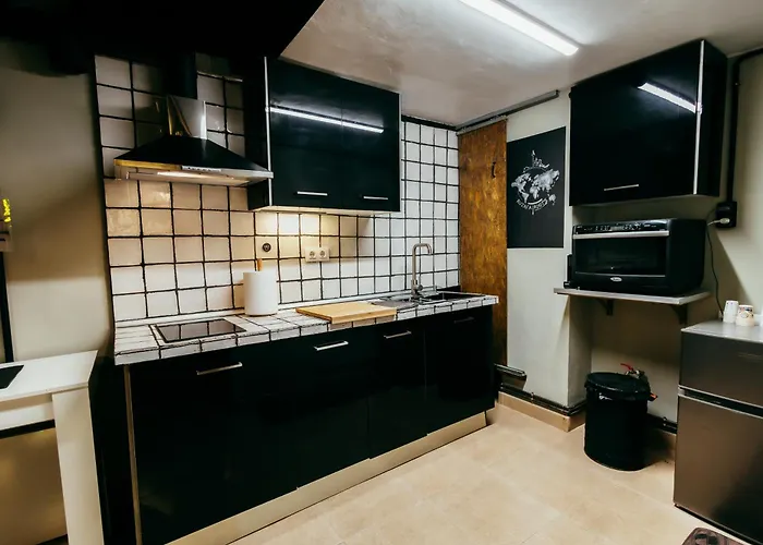 Ruzafa Roots, 12 Min To Centre, Smart Tv, Wine Apartment *