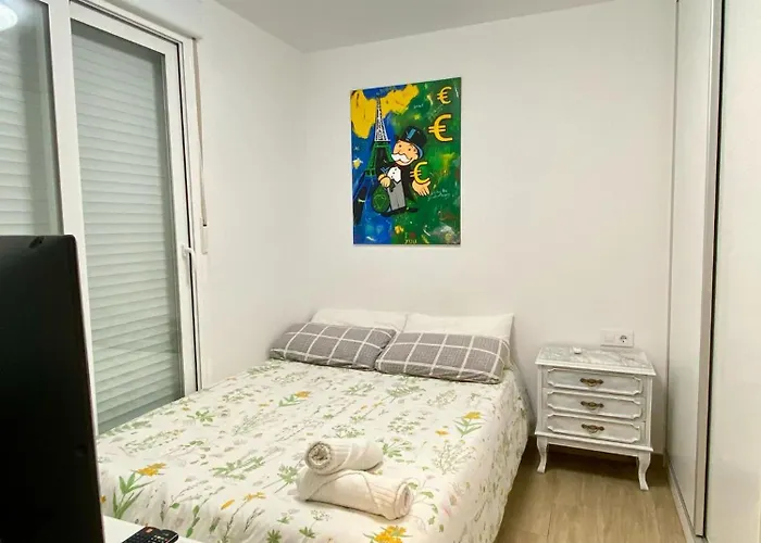 Frente Estacion De Tren Joaquin Sorolla Homestay szállás Valencia