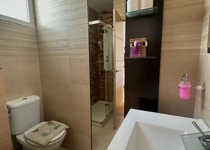 Casa Con Barbacoa En Urbanizacion Privada Villa