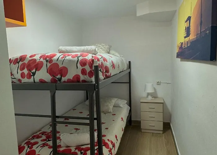 Casa Con Barbacoa En Urbanizacion Privada * Βαλένθια