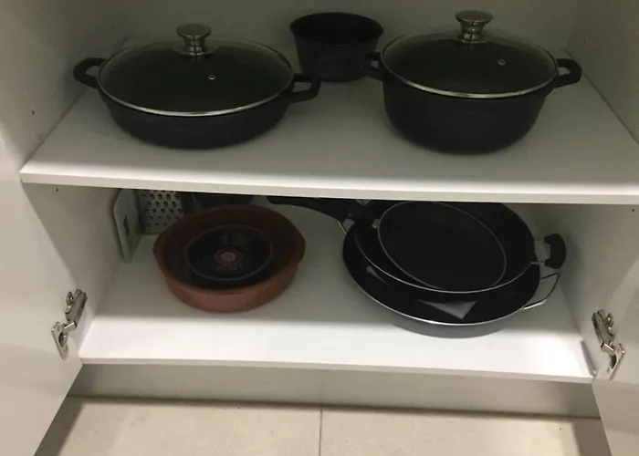 300 M From The ,parking , Breakfast 아파트