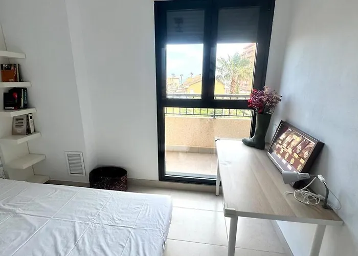 300 M From The ,parking , Breakfast Διαμέρισμα Βαλένθια