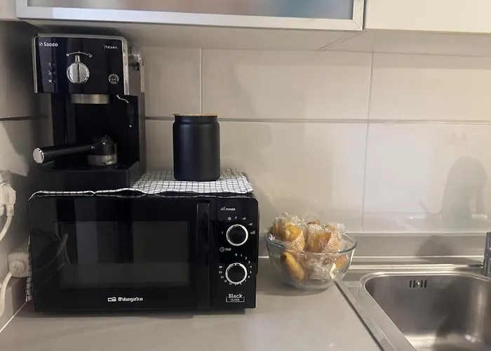 아파트 300 M From The ,parking , Breakfast 발렌시아