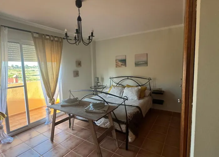 La Casa Del Olivo En Montserrat - بيت للعطل فالنسيا