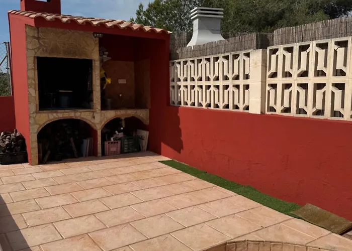 La Casa Del Olivo En Montserrat - بيت للعطل