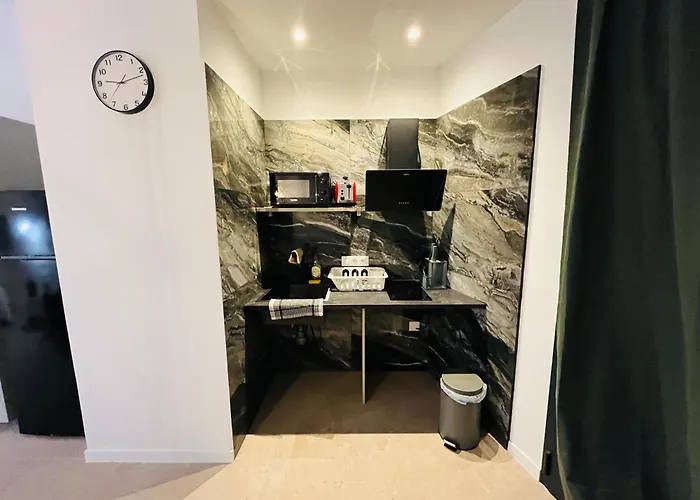 Apartamento Con Entrada Independiente A Pocos Pasos De La Ciudad De Artes Y Ciencias Y El Oceanogràfic A Solo 1 Minuto Caminando Del Jardín Del Turia Valencia