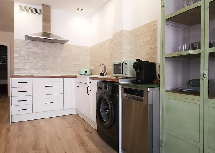 Apartment Luxury New 10 Min Walk To The Beach, Late Checkout Valencia