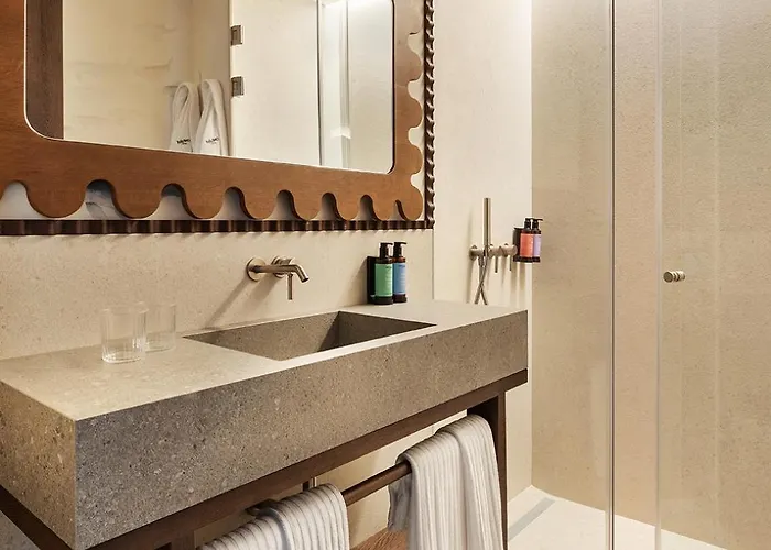 One Shot Puerta Ruzafa 발렌시아