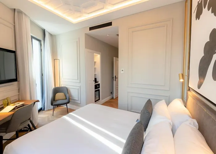 Hotel L&h Gran Via 4*