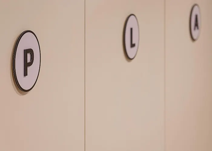 Residencia Universitaria Resa Damia Bonet Valencie