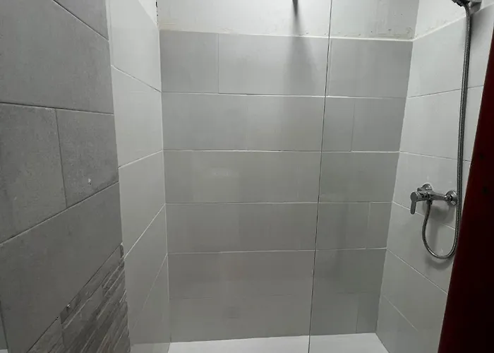 Planta Baja Carrer De Murillo * Valencia