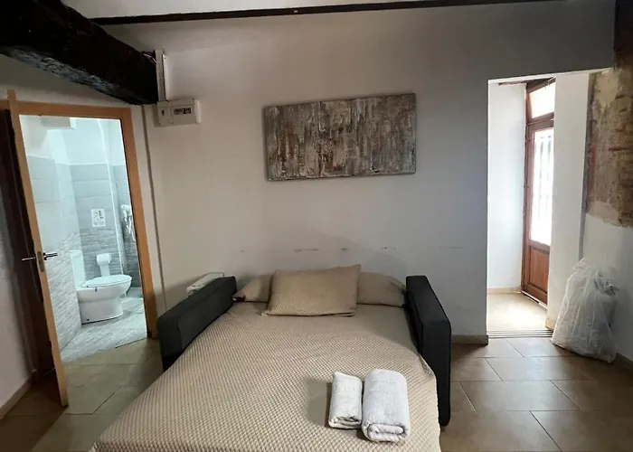 Planta Baja Carrer De Murillo * Valencia