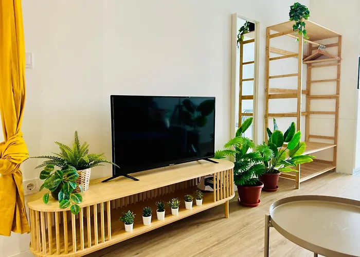 Lejlighed Beautiful Flat Next The