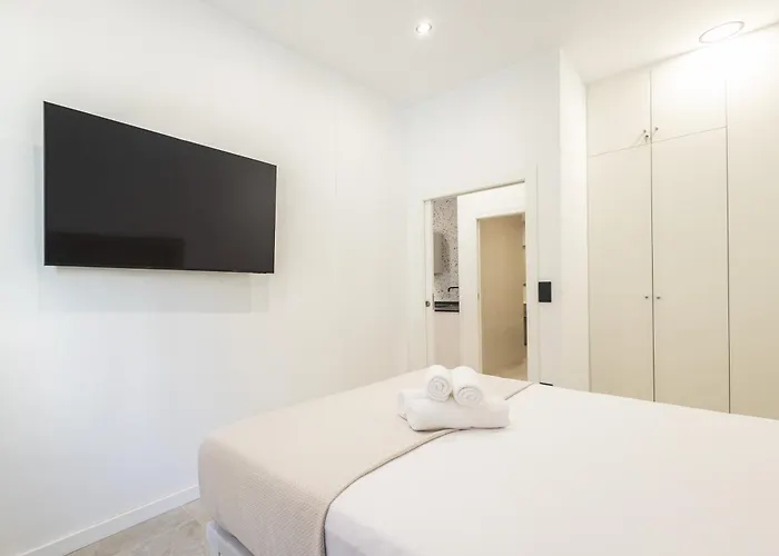 Arm By Concept Flats * Βαλένθια