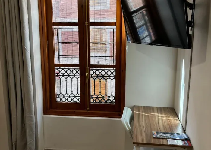 Magnifica Con Bano Privado فالنسيا