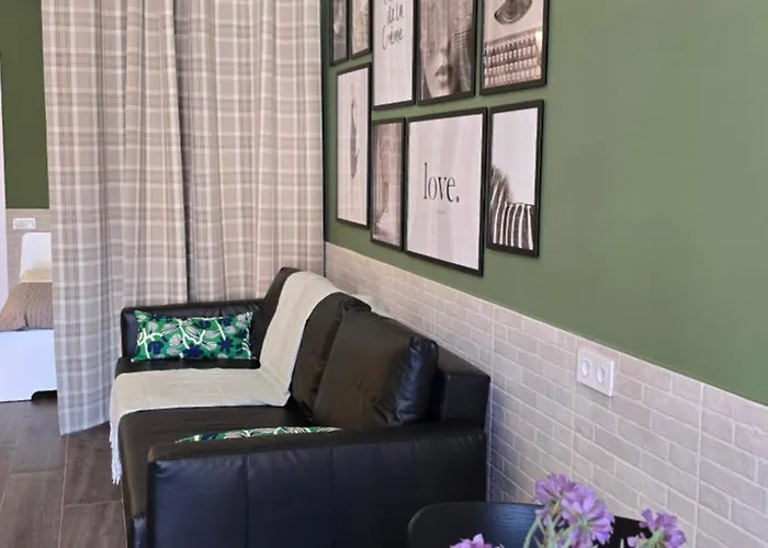 Arena Legacy Modern Suits Valencia