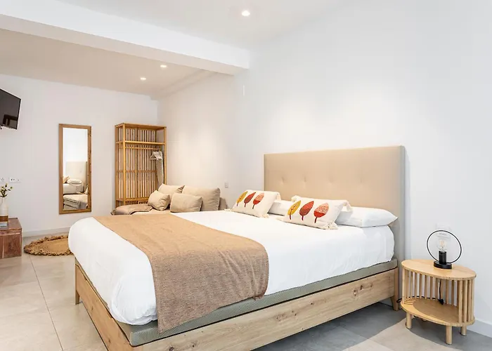 Bis Ruzafa 아파트호텔 4*