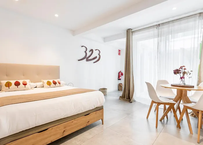 Bis Ruzafa 아파트호텔 4*