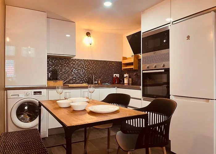 Duplex Tipo Loft De Estilo Selvatico Y Safari, Con Encanto Y A Pasos Del Mar شقة