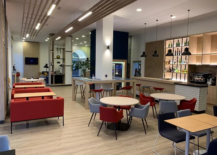 Hotel Express Ciudad De Ciencias By Ihg Valencia