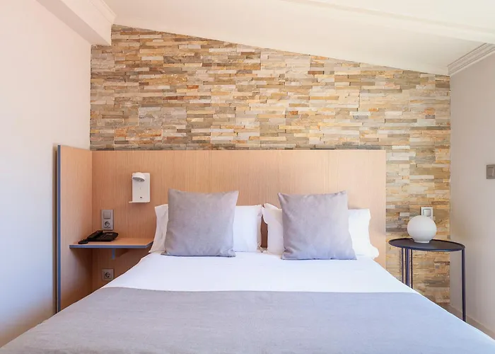 Olympia Consul Del Mar