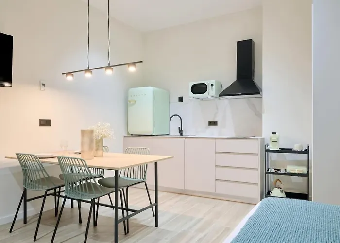 Apartment Romantic N.4 Oceanografico Virkin