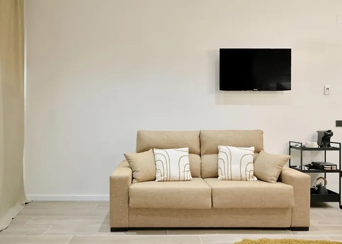 Romantic N5 Oceanografico Virkin فالنسيا