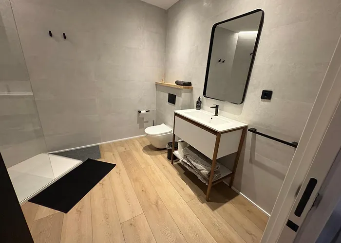 Mestalla Flats & Rut