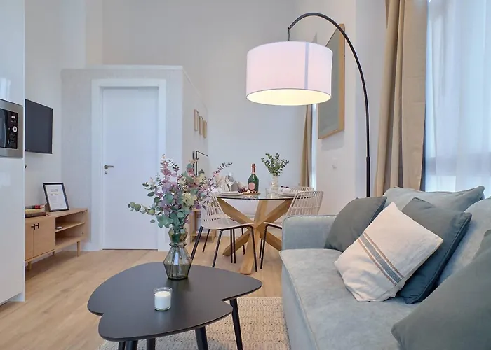 Romantic Roig Arena N1 Virkin