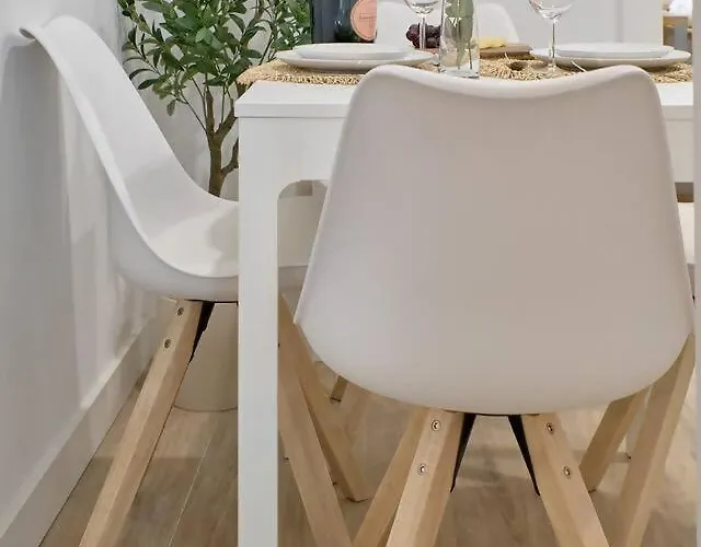 Romantic Roig Arena N3 Virkin شقة *