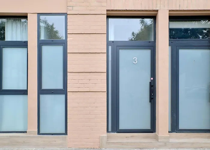 Romantic Roig Arena N3 Virkin * فالنسيا