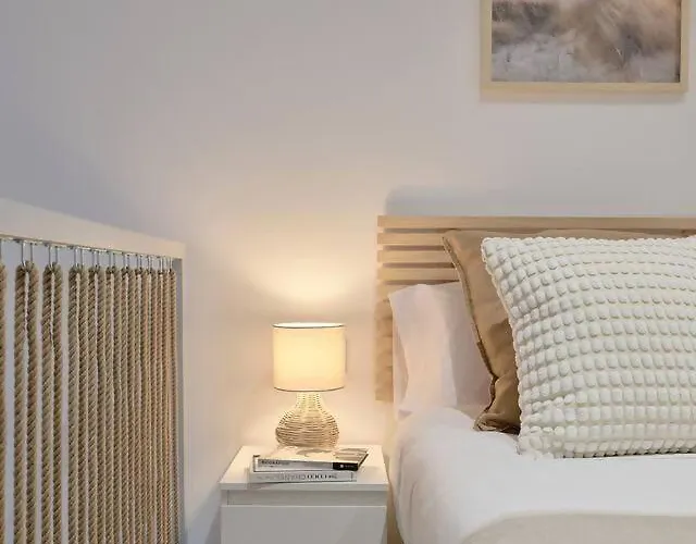 Romantic Roig Arena N3 Virkin فالنسيا