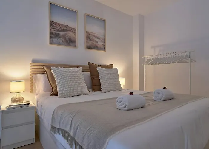 Romantic Roig Arena N3 Virkin شقة *