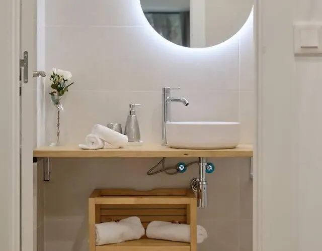 Romantic Roig Arena N9 Virkin شقة *