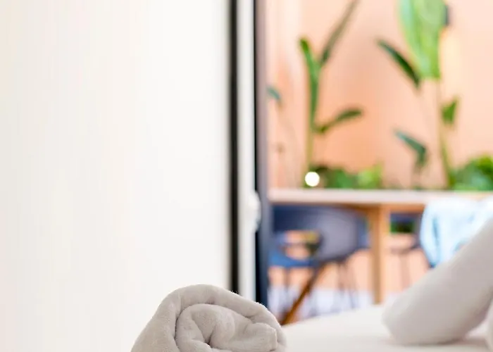 Daire Moderno Con Terraza En El Centro