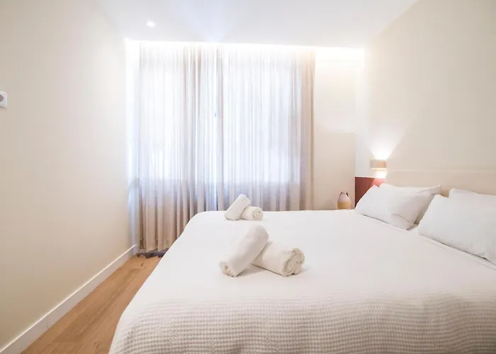 Moderno Con Terraza En El Centro Daire Valensiya