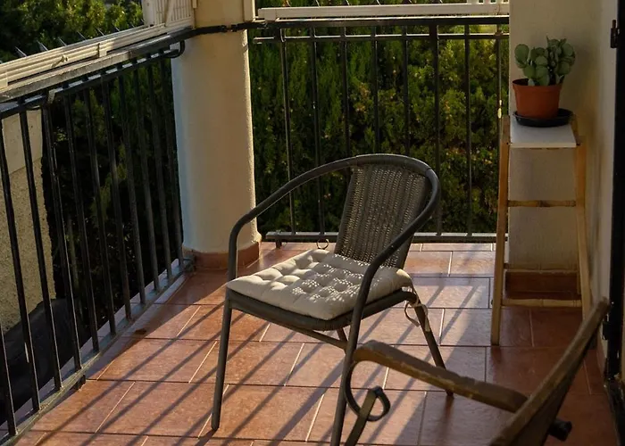 Beautiful With Huge Private Pool And Vineyard View Valence