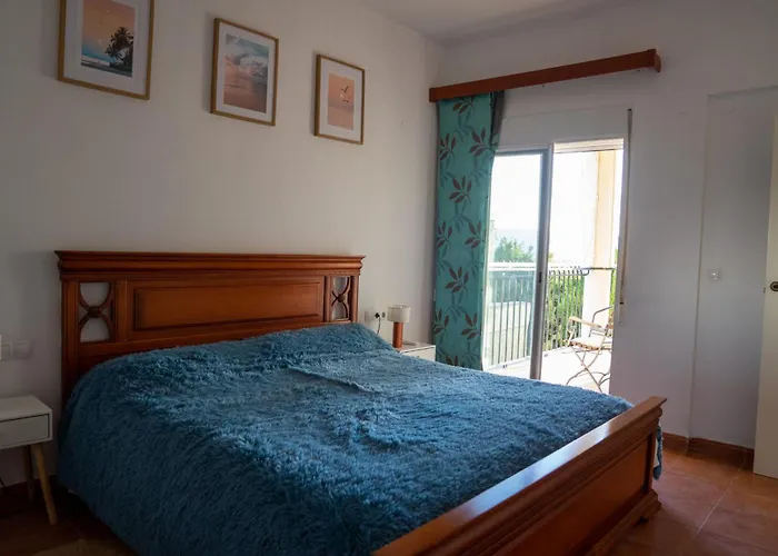 Beautiful With Huge Private Pool And Vineyard View Valence