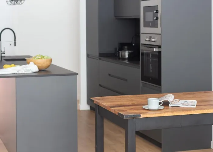 Vlc Host - Duque De Gaeta * فالنسيا