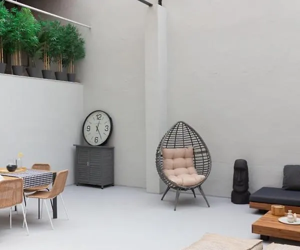 Vlc Host - Duque De Gaeta Διαμέρισμα