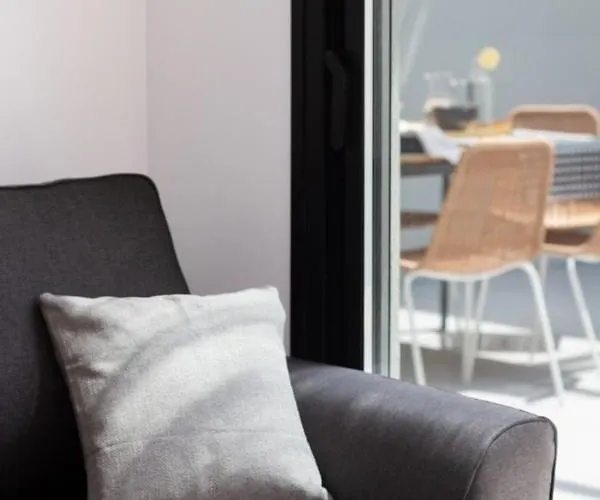 Vlc Host - Duque De Gaeta Διαμέρισμα *