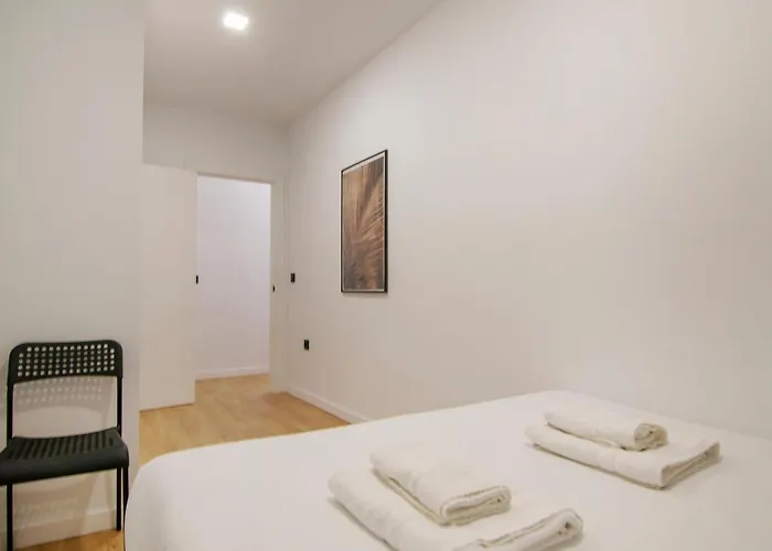 Vlc Host - Duque De Gaeta Διαμέρισμα