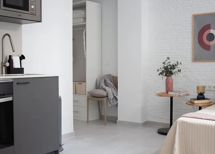 아파트 Vlc Host - J.j Sister