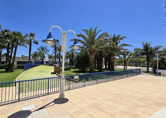 Luxury D15-21 With Terrace And Sea Views With Two *